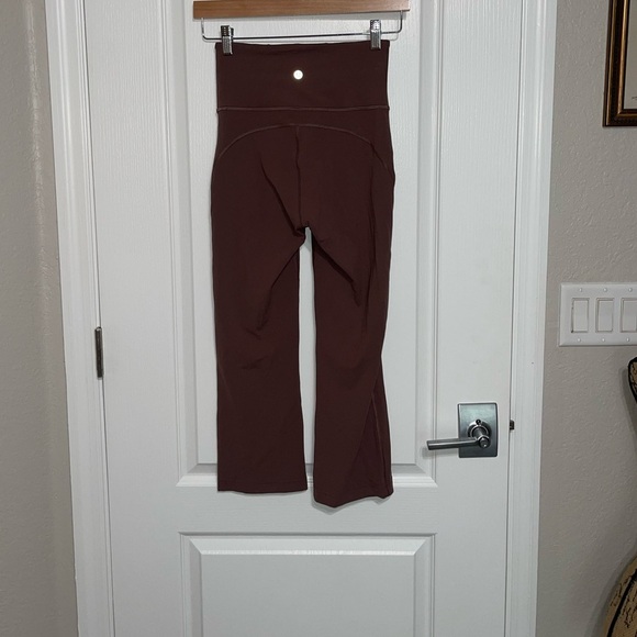 Lululemon Groove Super-High-Rise Crop 23"
Ancient Copper 2022 Style #: W6BZ3S 4 - Picture 4 of 8